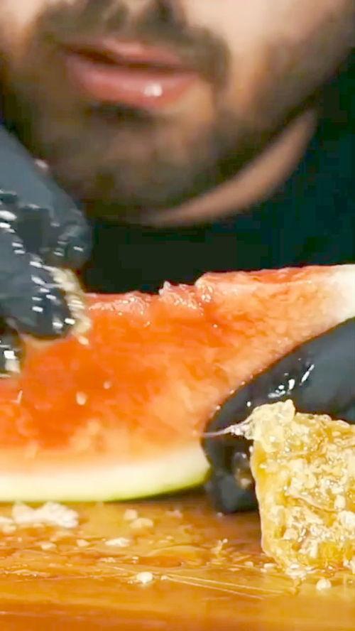 吃外国网红瓜,揭秘那些跨国界的“瓜”事  第2张